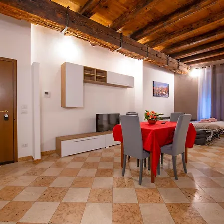 Arena Mazzini Luxury Hotel apartamentowy