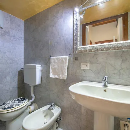 Arena Mazzini Luxury Hotel apartamentowy